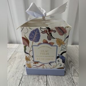 Lilac Fields Scented Candle - White and Cream